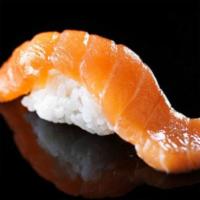 Sake Toro · Norwegian fatty salmon - raw