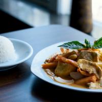 Massaman Curry Dinner · Massaman curry coconut sauce with white onions, carrots, potatoes, carrots and roasted peanu...