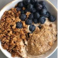 Overnight Oats  · Overnight oats made with dates and almond milk.