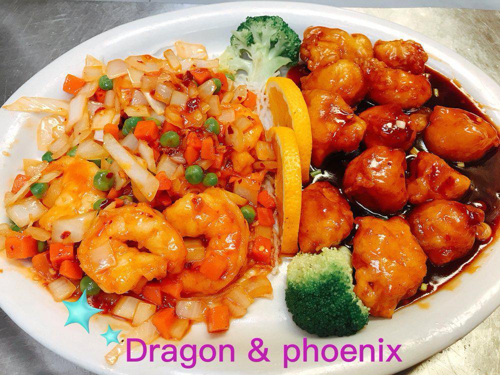 S21. Dragon & Phoenix · General Tso's chicken on one side, jumbo shrimp with chili pepper on the other side. Hot and spicy.