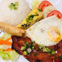 R3. Special Pork Chop combo with White rice - Cơm sườn đặc biệt · Special rice combo (pork chop, fried egg and quiche).