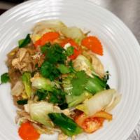 Pad Woon Sen · Stir fried glass noodle with egg, cabbage, carrot, bok choy, napa, bean sprout green onion, ...
