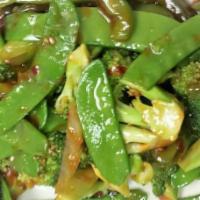 Three Green Vegetables in Garlic Sauce · 鱼香三素 Spicy. Vegetarian (Snow pea, Broccoli, String Bean)  