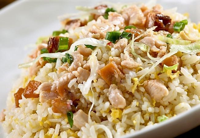 Diced Chicken Salty Fish Fried Rice · 咸鱼鸡粒炒饭