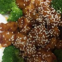 C3. Sesame Chicken · Deep fried marinated chicken coated with sesame seeds, in a sweet sauce. With white rice.