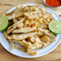 Charales Fritos · Fried smelts.