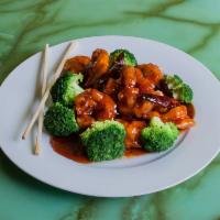 General Tso's and Sesame Specialty · Deep fried chicken, beef or shrimp sauteed with sweet and tangy sauce. Served with steamed b...