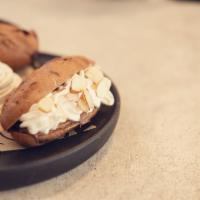 100. Whipped Cream with Almonds and Hazelnut Spread · On our chocolate bread. Made with Nutella.