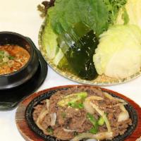 Bulgogi & Vege Wraps 불고기 쌈밥 · Marinated beef BBQ in house sauce, tender, sweet and savory.