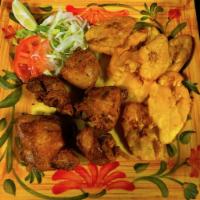 Fried Chicken Chunks / chicharron de pollo · 