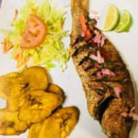 Red Snapper / Pargo frito · 