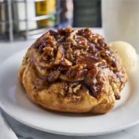 Homemade Pecan and Cinnamon Rolls · Sweet rolled pastry that has been seasoned with cinnamon. 