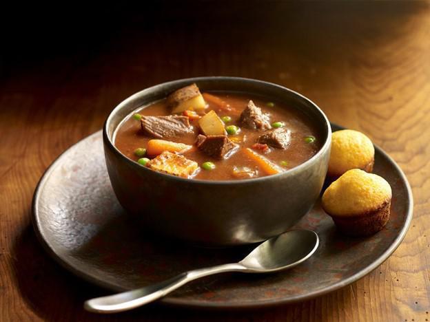 Cup Seasonal Beef Stew · Pot roast, potatoes, organic baby carrots, sweet peas, bell peppers, onions, tomatoes and spices.		
