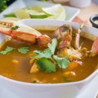 Parihuela · Seafood soup, shellfish broth, panca, porter beer