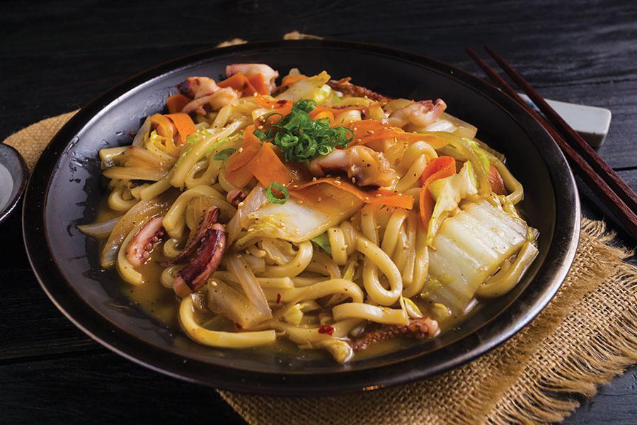 Yaki-Udon · pan fried udon noodle with squid and vegetable