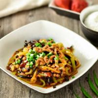 154. Sauteed Shredded Pork in Spicy and Chili Sauce 鱼香肉丝 · 
