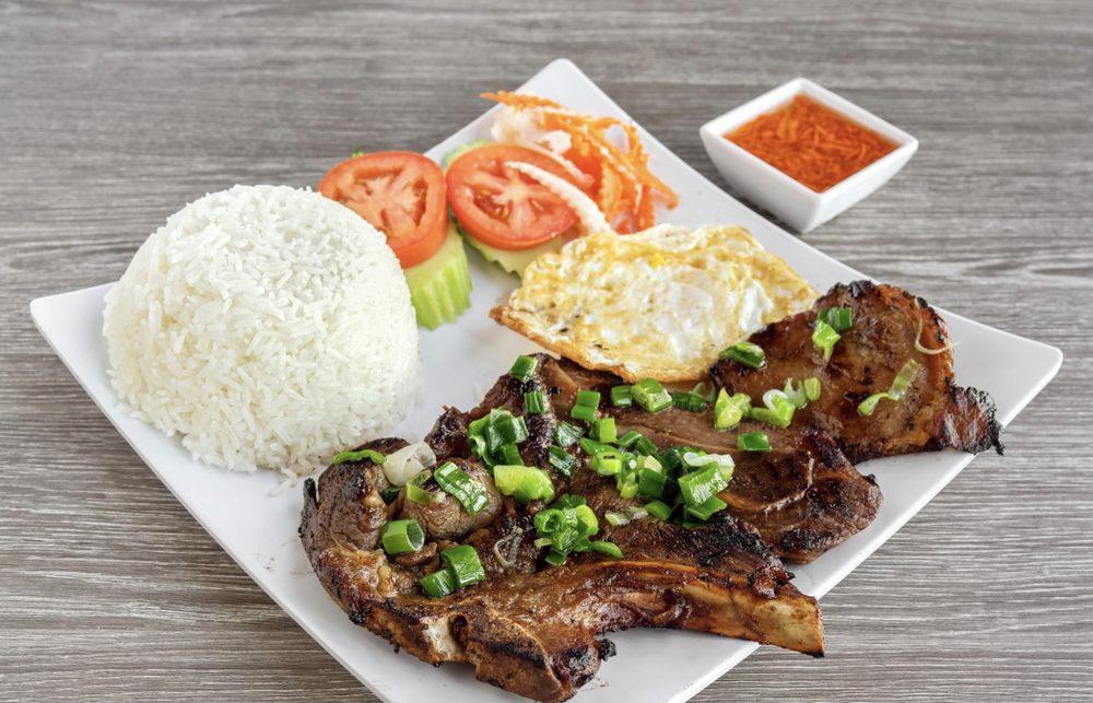 Pork Chop with Rice · Com Suon Nuong