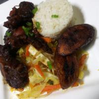 Oxtail Dinner · Serves with 2 sides