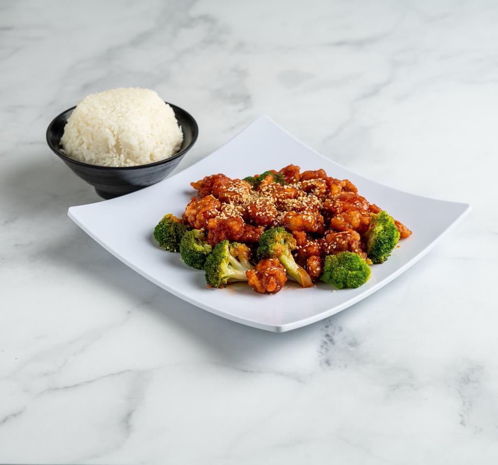 S3. Sesame Chicken · Filet chicken, light sesame coating stir fried with chef's special sauce. With white rice.