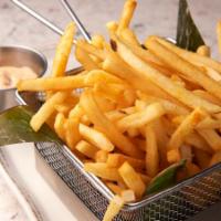 Shoestring fries · 