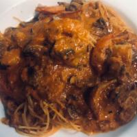 Capellini con Gamberi alla Boscaiola or Fra Diavolo (Dinner) · Angel hair pasta sautéed with shrimp, assorted mushrooms, and garlic in a vodka cream sauce ...