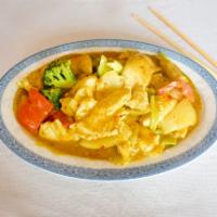 Curry Chicken with Vegetable(Qt) · Served with your choice of rice. Hot and spicy.