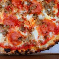 Amici Pizza  · Meatball, Italian sausage, pepperoni, tomato sauce, mozzarella.