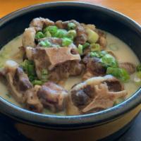 5. Kkori Tang · Ox bone soup with oxtail and noodle.