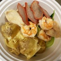 N9. Noodle with Yang Chow Wonton Soup · Chicken, roast pork, shrimp and vegetable. With choice of noodles.