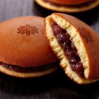 津弥 TSUYA · Sweet red bean paste sandwiched between Japanese-style pancakes. Traditional Japanese sweets...