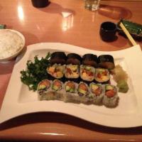 Futo Maki Roll · Crabmeat, tobiko, egg custard, kanpyo, cucumber, oshinko and carrot.