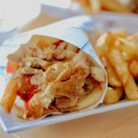 Chicken Gyro Pita · Thinly sliced marinated chicken, tomatoes, lettuce, fried and Niko' sauce.