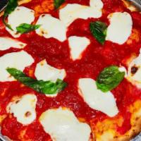 Margherita Pizza · Fresh Mutz/Tomato Sauce/Basil/EVOO