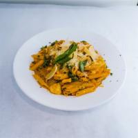 Penne alla Vodka Pasta · Homemade vodka sauce with spinach, and fresh mozzarella, and shaved Parmesan cheese.