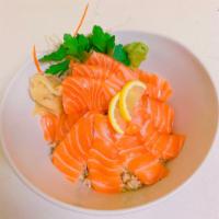 Sake-Don · Sliced raw salmon over a bed of sushi rice.