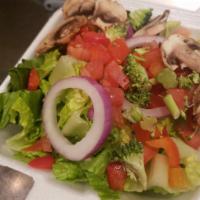  House Salad · Choose House Balsamic Vinagrette, Ranch or Blue Cheese