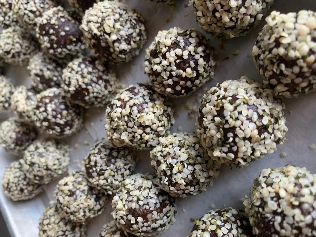 Protein Ball (GF) · Almonds, walnuts, dates, hemp seeds, cacao, vanilla, spirulina, sea salt. Gluten-free.
