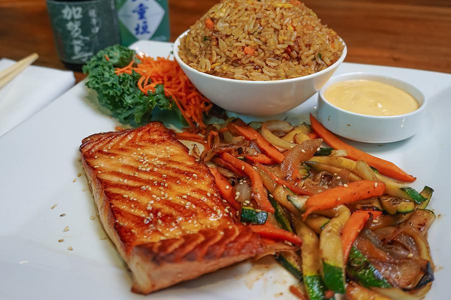 Salmon Hibachi Dinner · comes with  house salad & fried rice