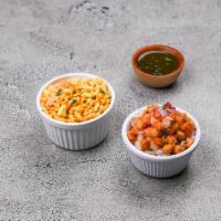 Bhel Puri · Mix of puffed rice, Indian noodles, potatoes, onion, and chutney.
