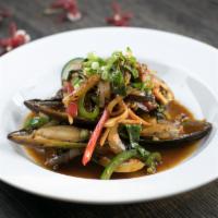 Drunken Mussel · Sauteed fresh mussel with onion, bell pepper and bamboo shoots in basil sauce.