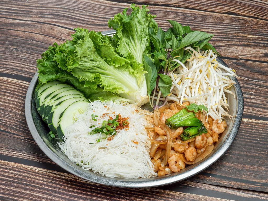 Vietnamese Banh Hoi Noodles  · A stir fry of onions and scallion with a choice of 1 meat served in a platter with fresh lettuce, bean sprouts, basil, cucumber, and rice noodle.