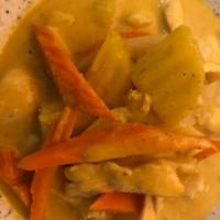 Yellow Curry a la Carte · Thai yellow curry paste with potato, carrot and onion.