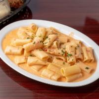 Pasta ala Vodka · Choice of pasta with Vodka sauce, served with bread