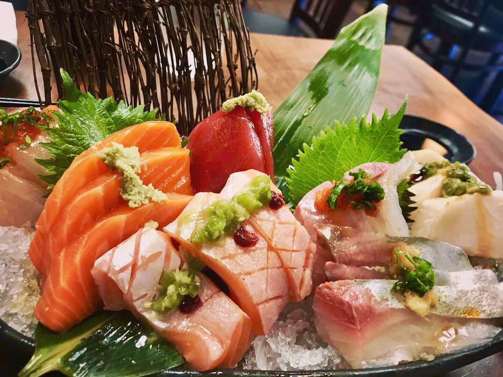 10 Pieces Sashimi · Piece of fish.