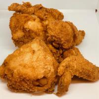8 Pieces Chicken Dinner · Includes 1 pint mashed potatoes, 1/2 pint gravy, 1 pint coleslaw and 4 texas toast 