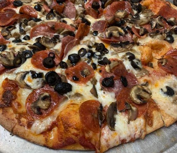 Bowmen Pizza-16 inch · Sausage, mushroom and red onions.