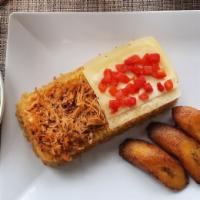 Almuerzo / Lunch Imperial Rice · Arroz valencia con fricase de pollo, gratinado con queso suizo, ensalada de tomate lechuga y...