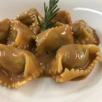 Agnolotti al Plin · Home-made pinched pasta, veal-pork-rabbit-spinach-Parmigiano filling, veal reduction 