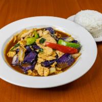 SF7. Eggplant Stir-Fried · Choice of meat stir-fried with eggplant, onions, bell peppers, chili and basil leaves.