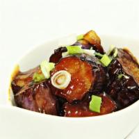 12. Stir-Fried Eggplant with Basil 九層塔炒茄子 · 